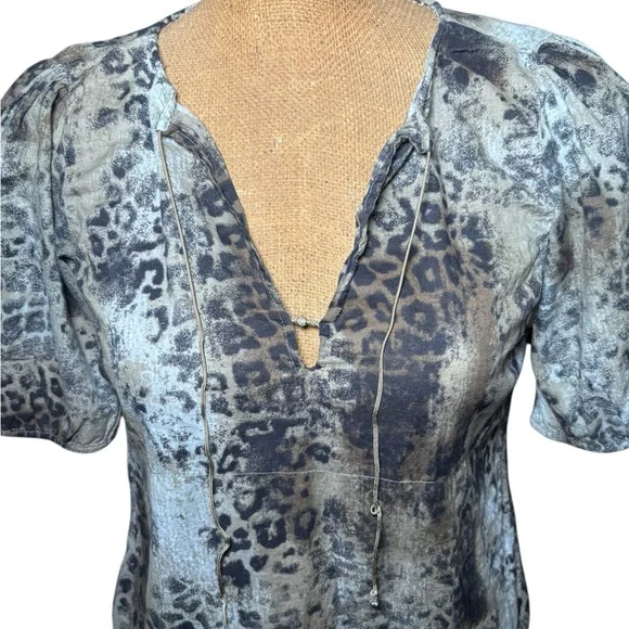 Calvin Klein Leopard Print V-Neck Women's Top Size M - Picture 13 of 15